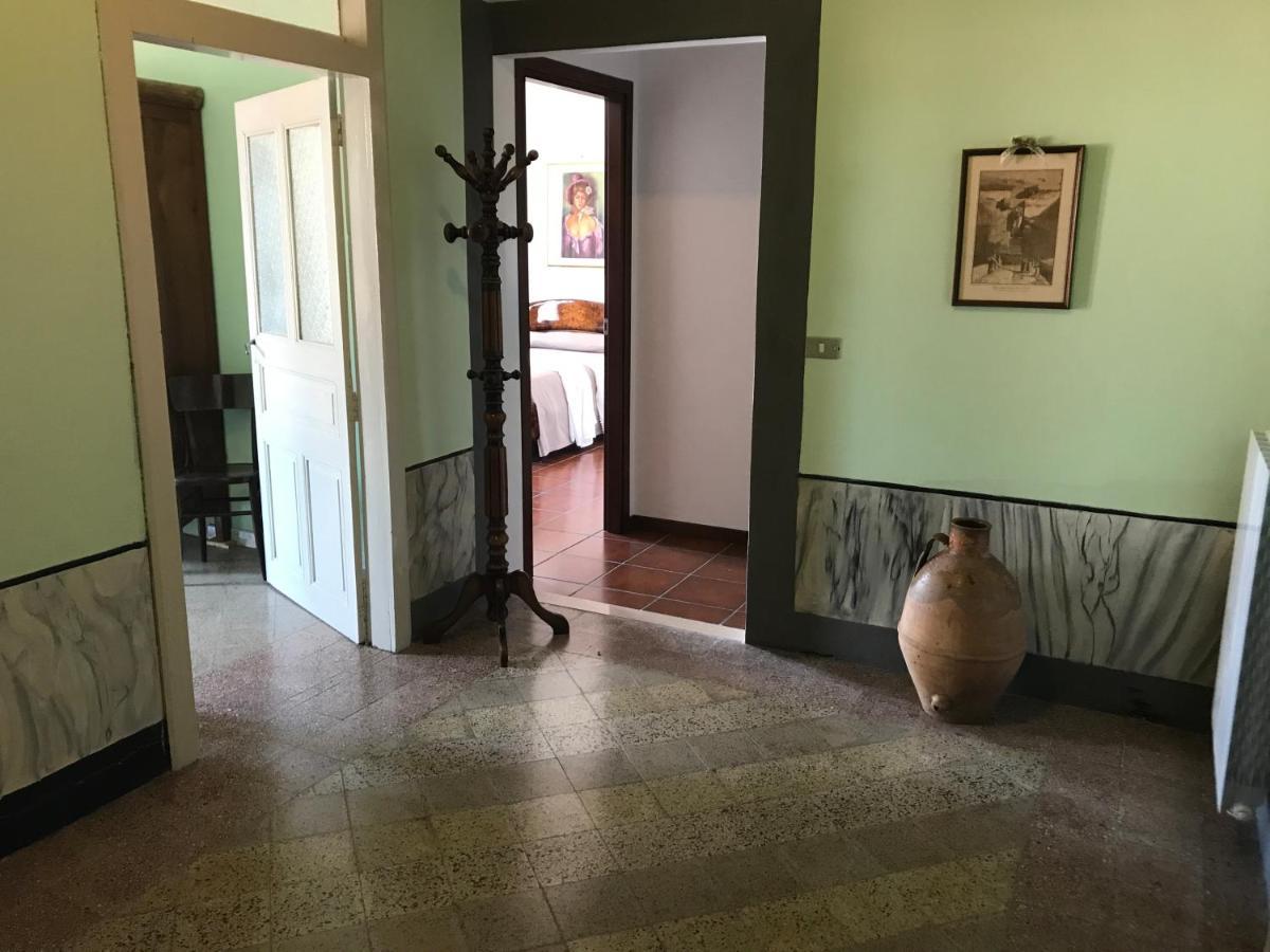 B&B Casa Baronale Castelsaraceno Extérieur photo